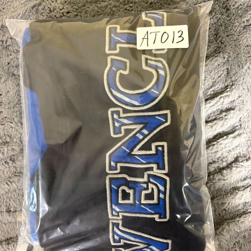 Universal Studios Harry Potter Ravenclaw Spirit Jersey Black Blue Small AT013 - Picture 6 of 6